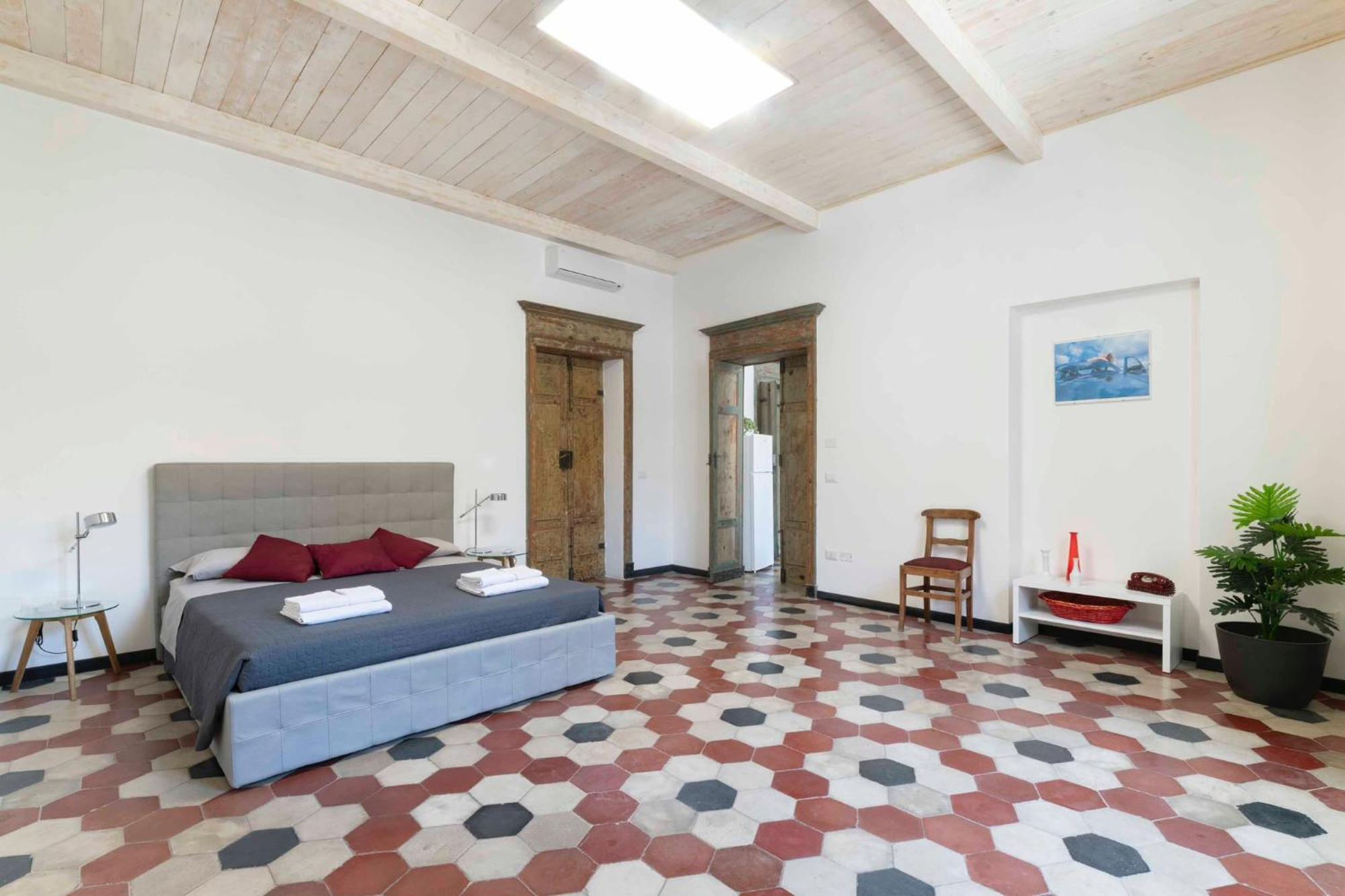 Vintage Cavour Apartment Sassari Bagian luar foto